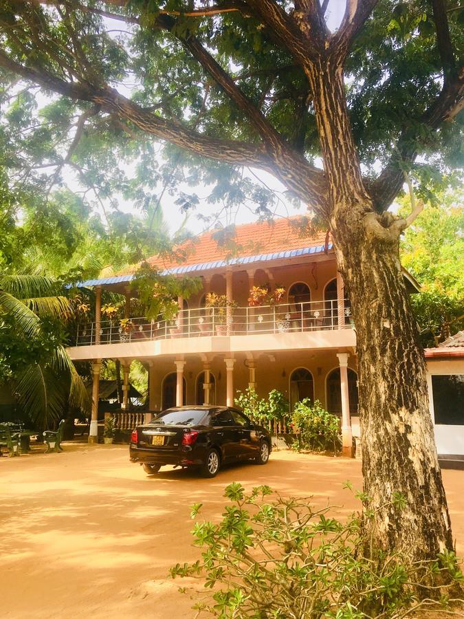 New Land Guest House Batticaloa Exterior foto